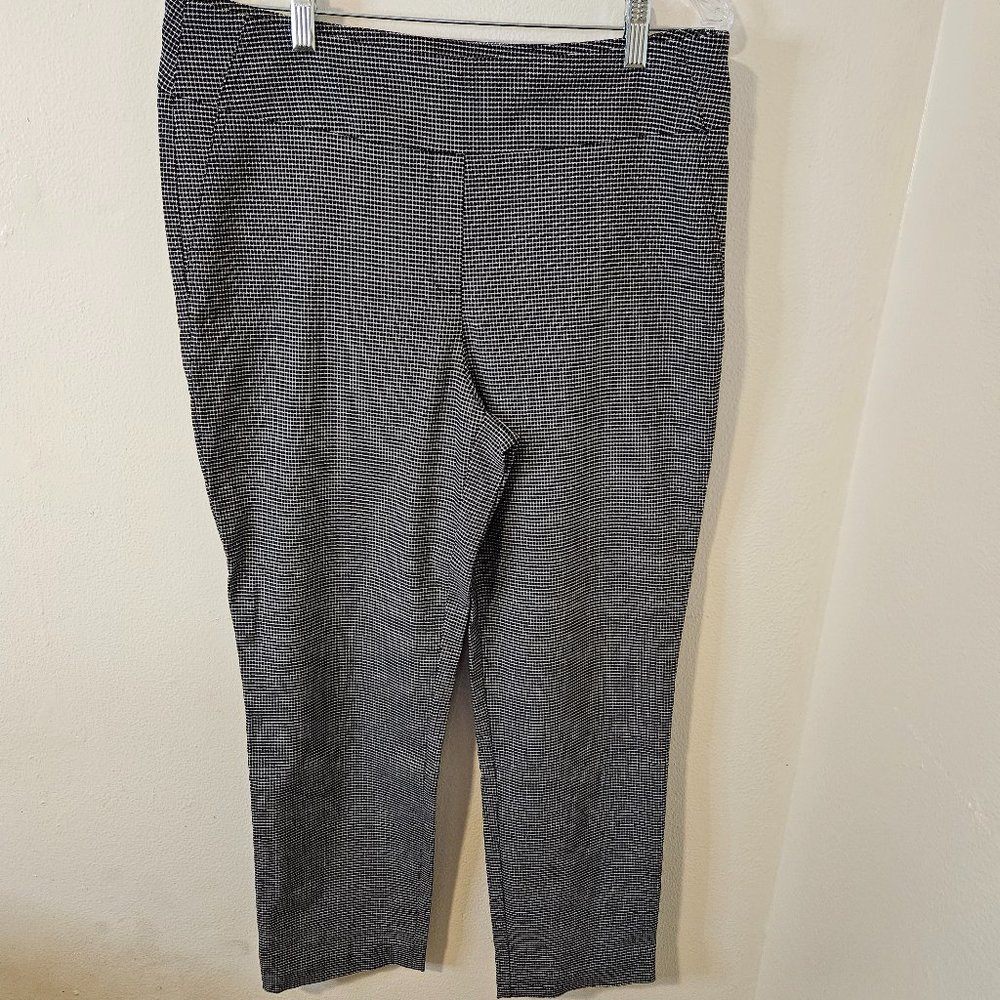 Hilary Radley Ladies Pull On Pant with Tummy Control Size L
